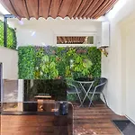 Daire Luxe 1 By Pikhost *