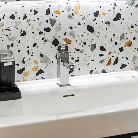 Apartment Luxe 1 By Pikhost *