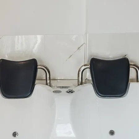 Daire Luxe 1 By Pikhost Shkodër