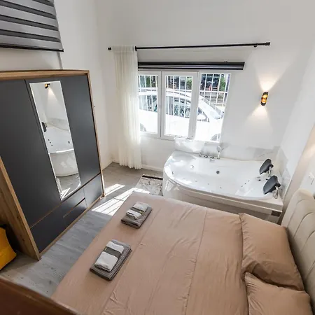 Luxe 1 By Pikhost Apartmán Shkodër