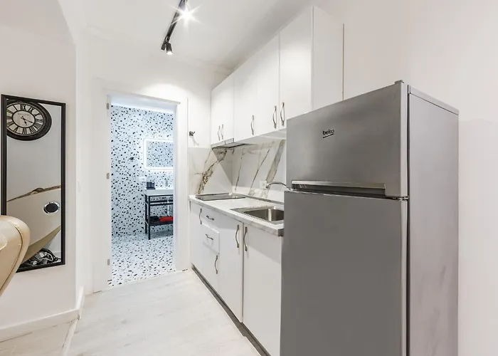 Luxe 1 By Pikhost Shkodër